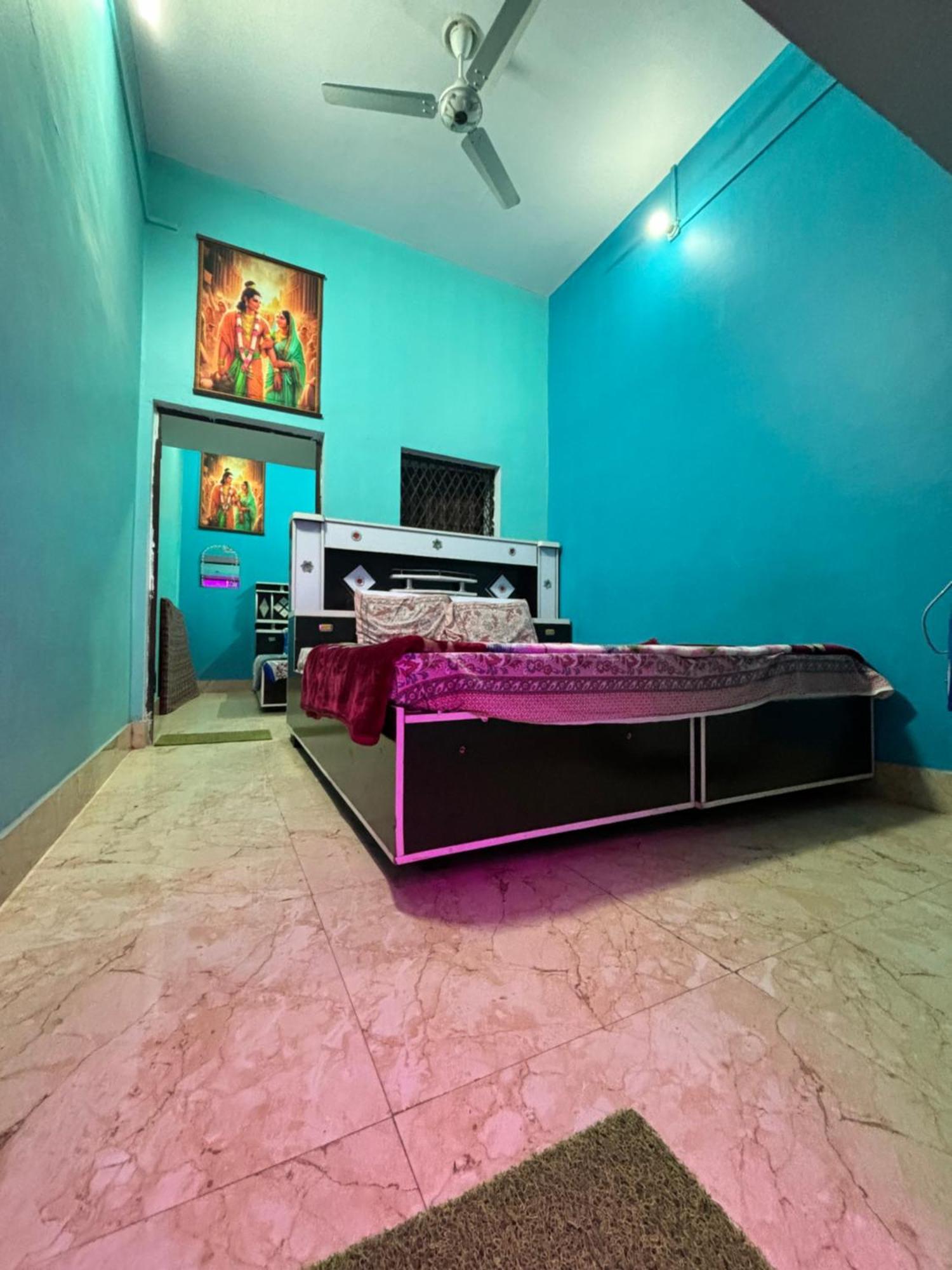 Kishori Ram Homestay Near Ayodhya Dham Railway Zewnętrze zdjęcie